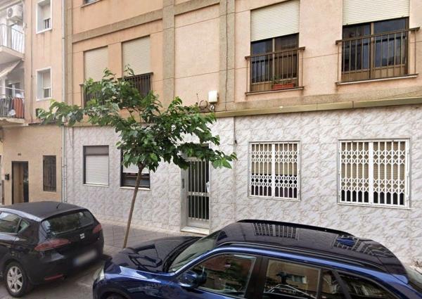Venta de piso en Piso en Calle Ginés García Esquitino, Carrús Este, Elche / Elx, Elche / Elx
 photo 1