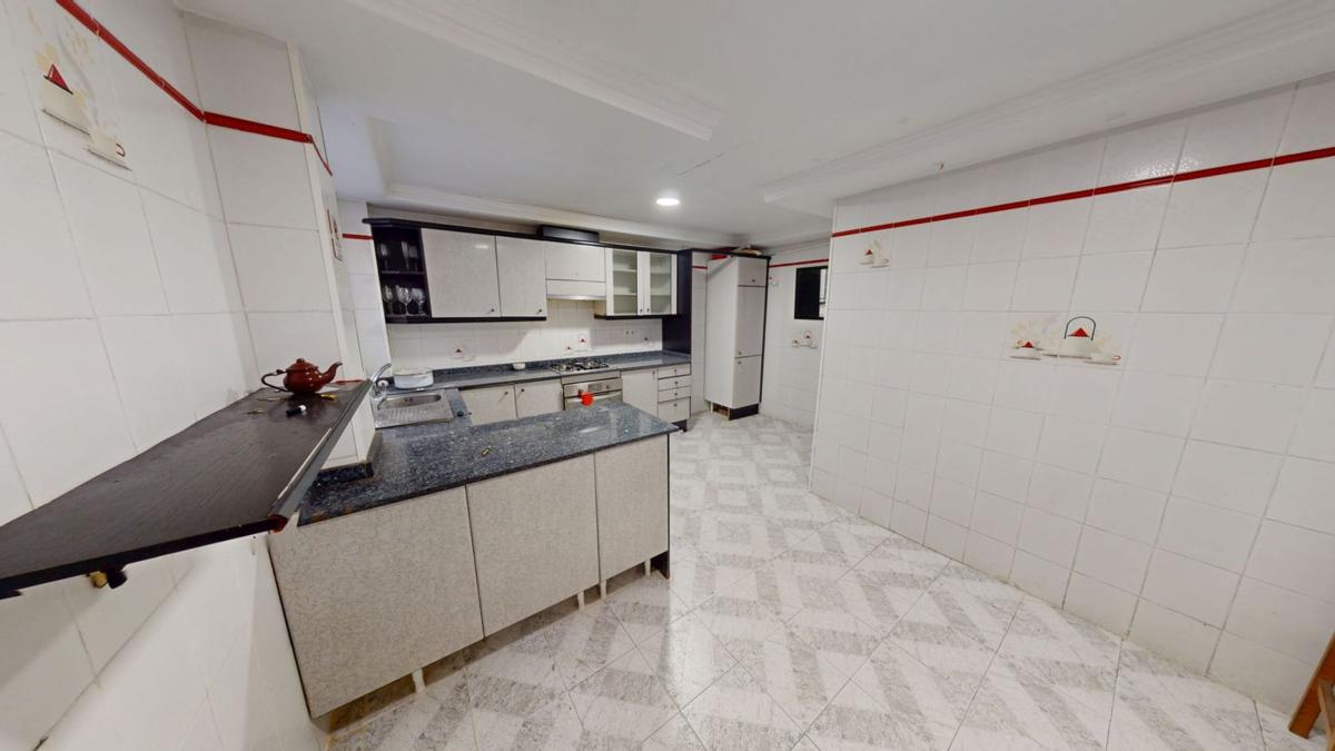 Sprzedaż mieszkania w Piso en Calle José Romero López, Carrús Este, Elche / Elx, Elche / Elx
photo 3