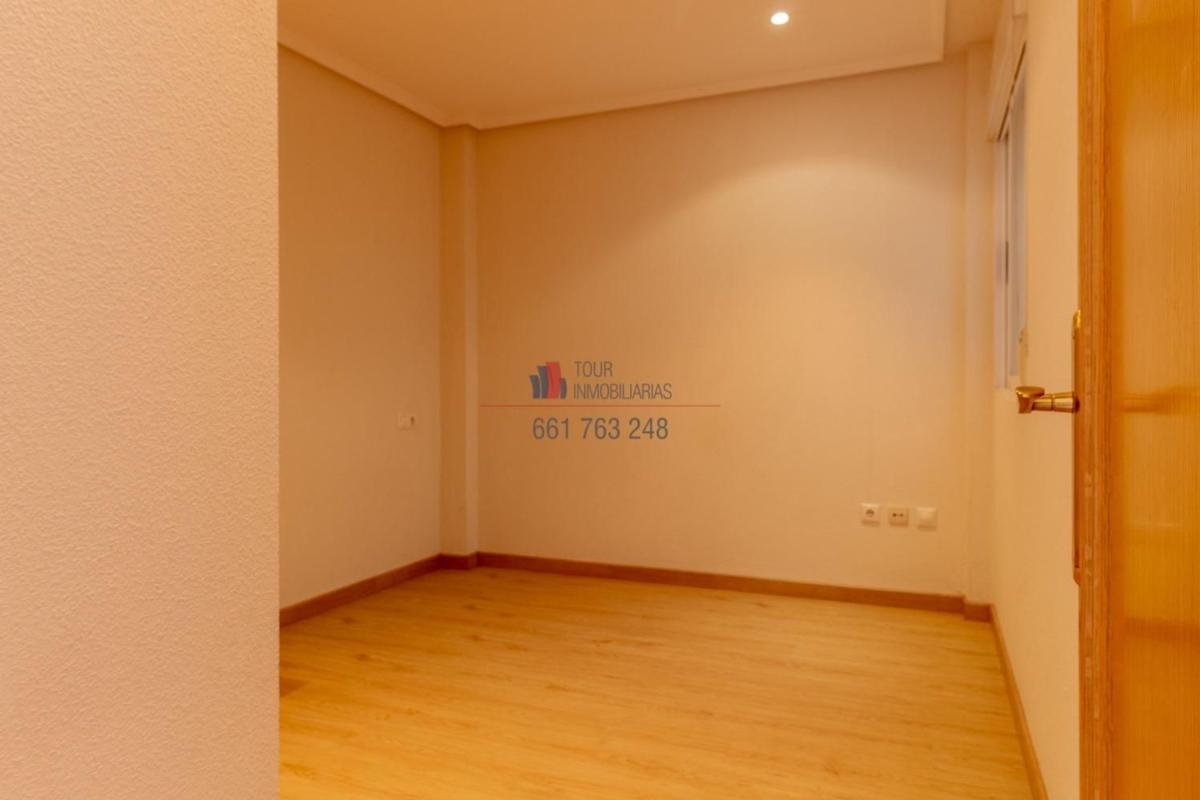 Venta de piso en Piso en Calle José Antonio Cutillas, 5, San Isidro, San Isidro
photo 3
