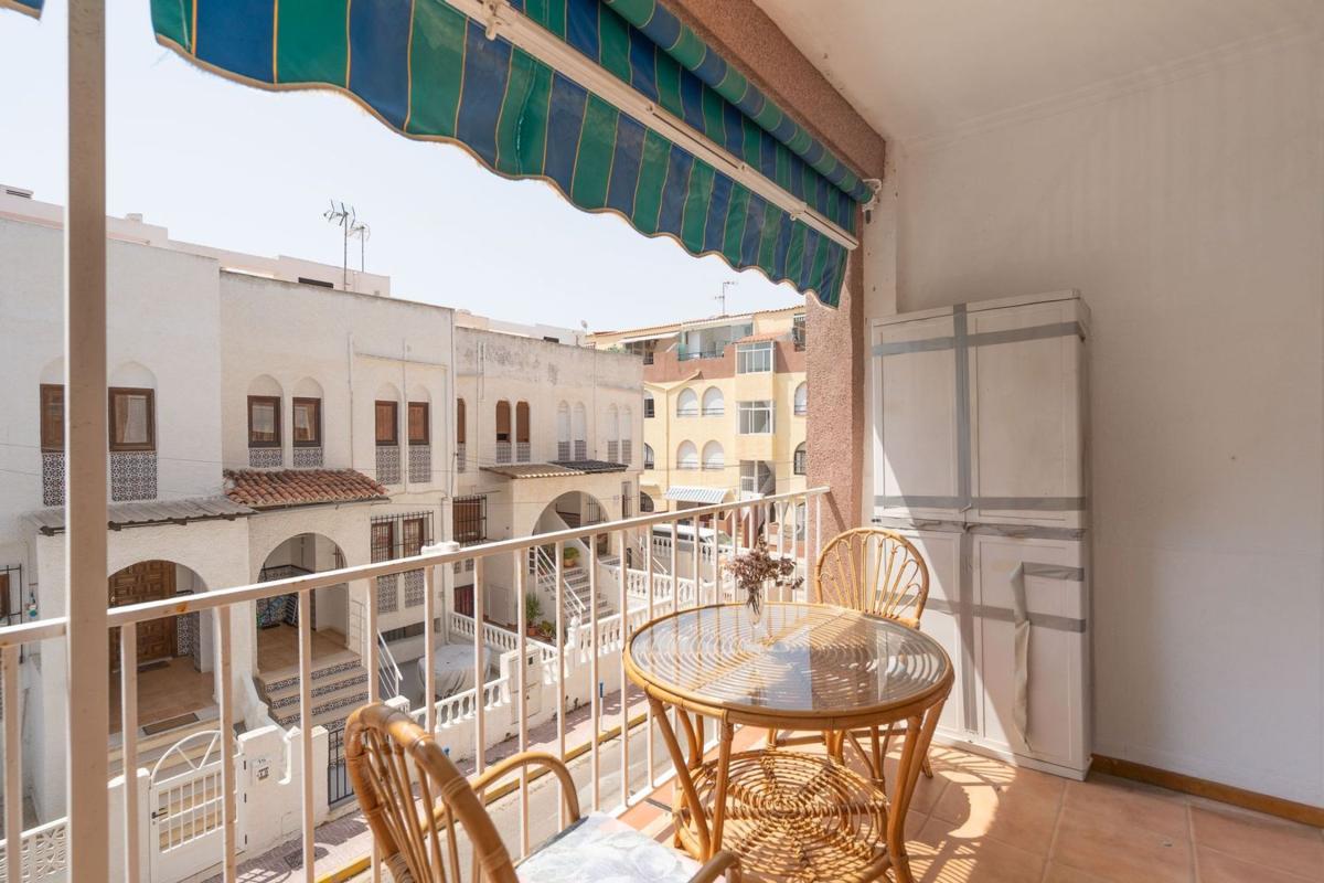Venta de piso en Piso en Calle el Mabre, 1, Gaspar Perrelló, Torrevieja, Torrevieja
photo 2