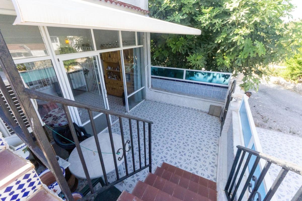 Продажа отдельного шале в  Casa o chalet independiente en Calle Acacias, La Siesta - El Salado - Torreta, Torrevieja, Торревьеха photo 5