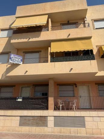 Продажа квартиры на Piso en Calle Santa Pola, 8, San Isidro, Сан Исидро
photo 1
