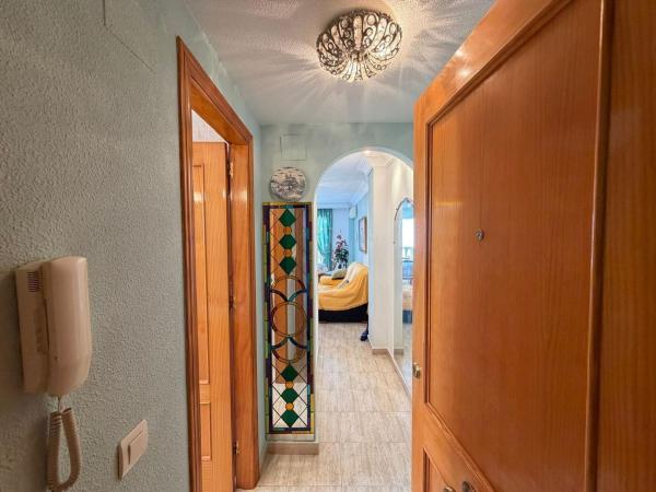 Venta de piso en Piso en Calle San Miguel de Salinas, El Acequión, Torrevieja, Torrevieja
thumbnail 2