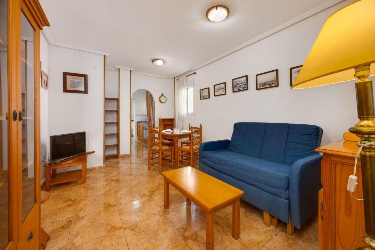 Sprzedaż niezależnego domku jednorodzinnego w  Nowa Torrevieja - Aguas Nuevas , Torrevieja photo 3
