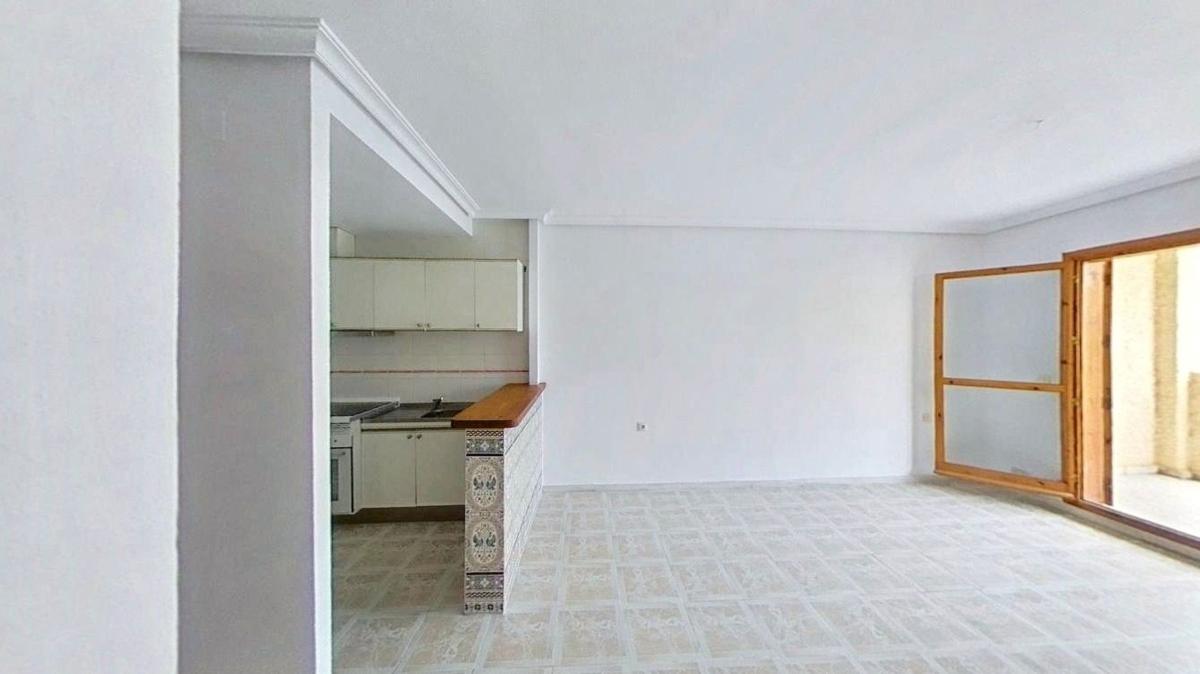 Venta de piso en Piso en Los Europeos, Torrevieja, Torrevieja
photo 2