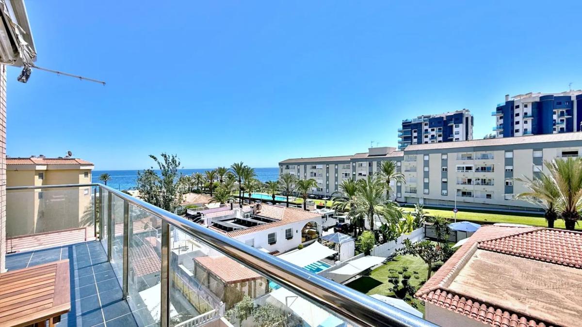 Sale of apartment in Piso en Calle Marejada, Punta Prima, Torrevieja, Torrevieja
photo 5