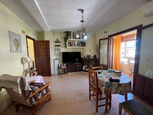 Duplex na sprzedaż w Dúplex en Los Europeos, Torrevieja, Torrevieja thumbnail 2