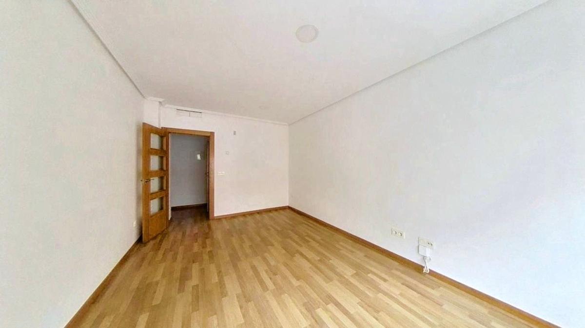 Venta de piso en Piso en Carrús Este, Elche / Elx, Elche / Elx
photo 3