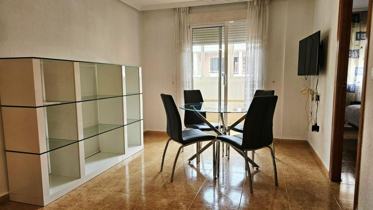 Продажа квартиры на Piso en Calle la Sal, 10, Playa del Cura, Torrevieja, Торревьеха
photo 4