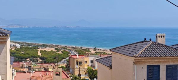 Independent chalet for sale in Casa o chalet independiente en Panorama-Sierramar, Gran Alacant, Gran Alacant
 photo 2