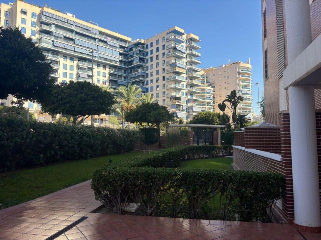 Sprzedaż mieszkania w Piso en Calle Llevant, 6, Bulevar - Puerta Mítica, La Villajoyosa / Vila Joiosa, La Villajoyosa / Vila Joiosa
 photo 2