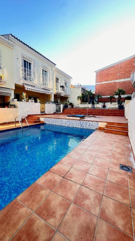 Sprzedaż szeregowego domku w Chalet adosado en Sagra , Sagra photo 3