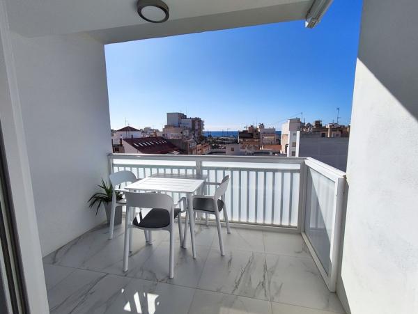 Продажа квартиры на Piso en Calle Ramón Gallud, 59, Centro - Muelle Pesquero, Torrevieja, Торревьеха
thumbnail 2