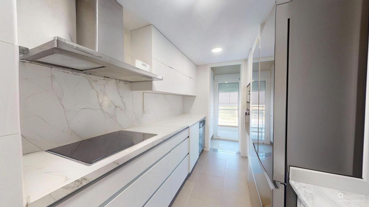Venta de piso en Piso en Avenida Comunitat d'Aragó, Centro, San Juan de Alicante, San Juan de Alicante
 photo 5