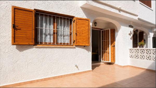 Duplex na sprzedaż w Dúplex en Calle Violetas, La Zenia, Orihuela, Orihuela thumbnail 3