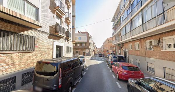 Частный шале на продаже в  Casa o chalet en Calle Gabriel Miró, Centro, San Vicente del Raspeig, Сан-Висенте-дель-Распейг photo 3