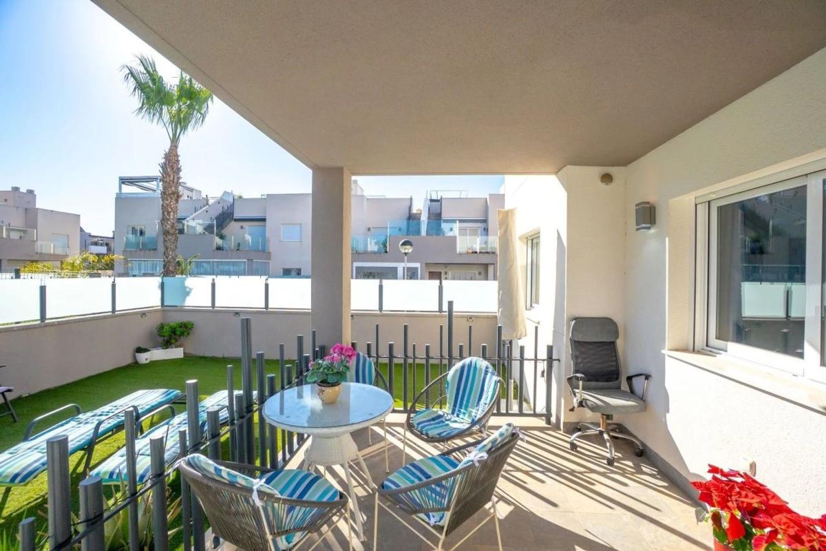 Venta de piso en Piso en Parque Acuático - Sector 25, Torrevieja, Torrevieja
photo 4