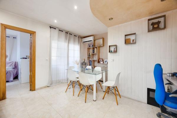 Venta de piso en Piso en Calle Vicente Blasco Ibáñez, Centro - Muelle Pesquero, Torrevieja, Torrevieja
 photo 2