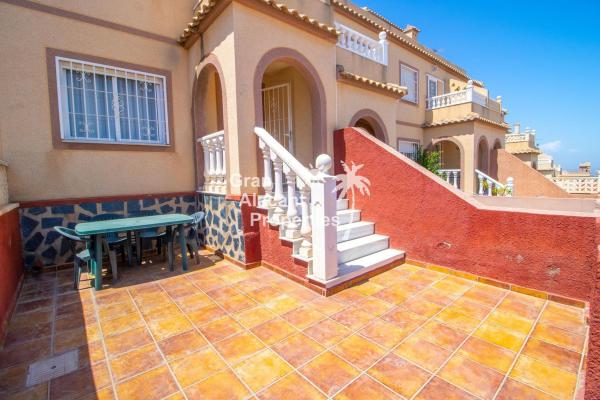 Chalet adosado en Calle Canarias, Monte y Mar, Gran Alacant photo 3