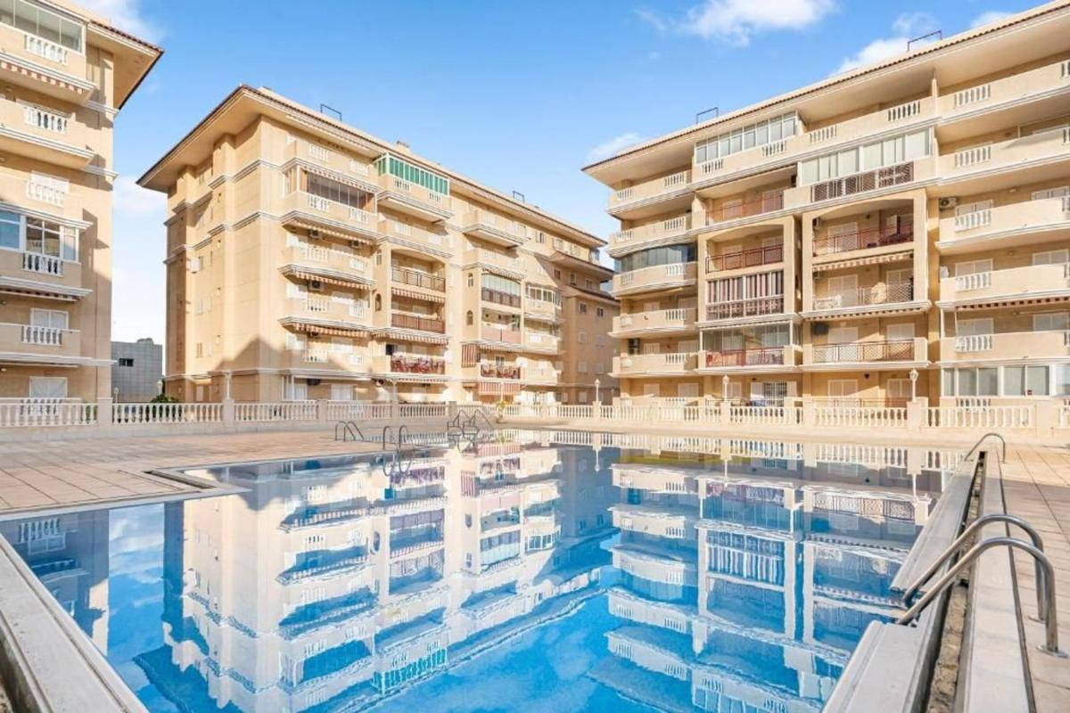 Sale of apartment in Piso en Soria, Viñamar7, 3, Los Europeos, Torrevieja, Torrevieja
photo 2