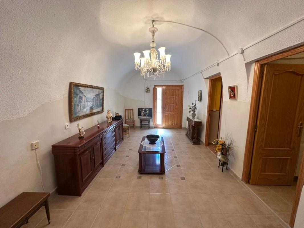 Propiedades en venta y alquiler en España photo 4