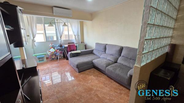 Venta de piso en Piso en Calle del Mar, 63, Las Piscinas Naturales, Torrevieja, Torrevieja
photo 1