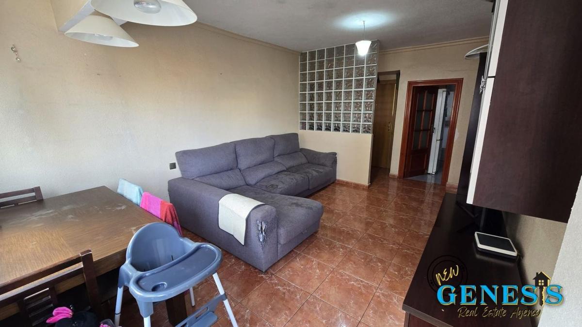 Venta de piso en Piso en Calle del Mar, 63, Las Piscinas Naturales, Torrevieja, Torrevieja
photo 2