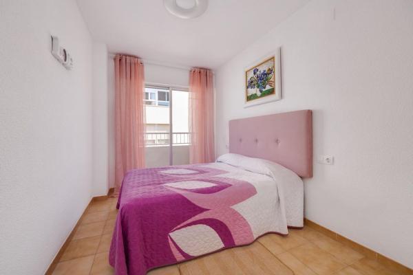 Продажа квартиры на Piso en Calle San Pascual, Puerto Deportivo, Torrevieja, Торревьеха
thumbnail 3