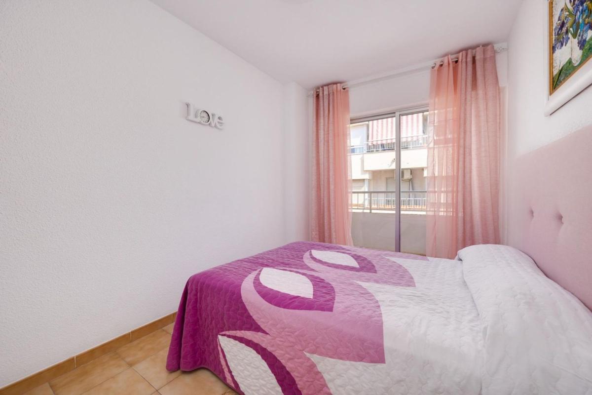 Sale of apartment in Piso en Calle San Pascual, Puerto Deportivo, Torrevieja, Torrevieja
photo 5