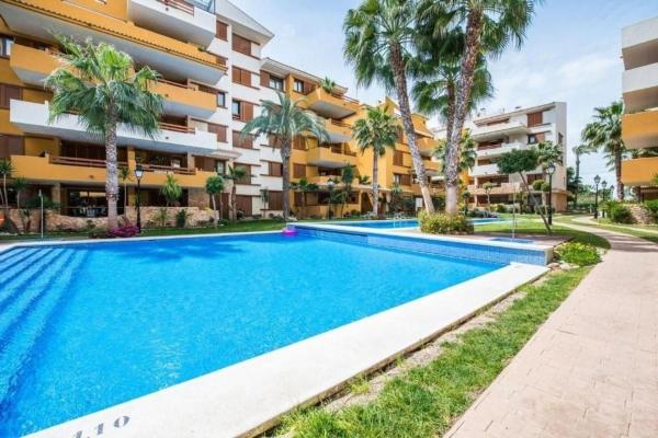 Venta de piso en Piso en Calle Ciclon, 9, Punta Prima, Torrevieja, Torrevieja
 photo 2