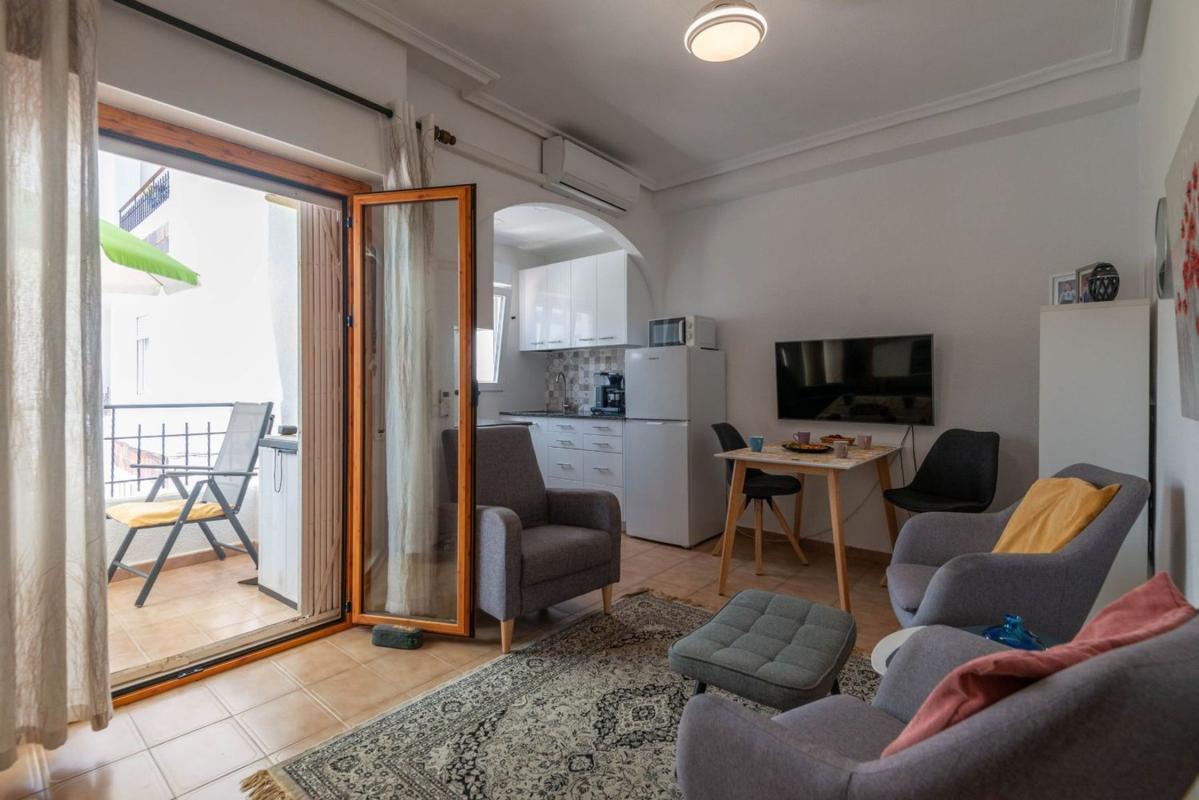 Venta de piso en Piso en Avenida de las Olas, Punta Prima, Torrevieja, Torrevieja
photo 3
