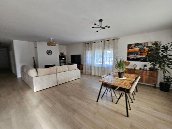 Chalet independiente en venta en Las Virtudes, Villena
 photo 1