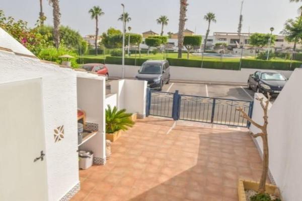 Частный шале на продаже в Casa o chalet independiente en Monte Faro-Altomar, Gran Alacant, Гран-Алакант thumbnail 2