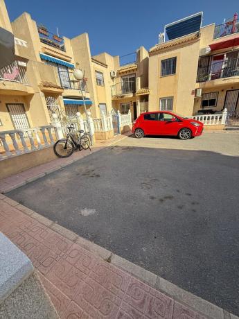 Venta de piso en centro, Torrevieja
photo 1