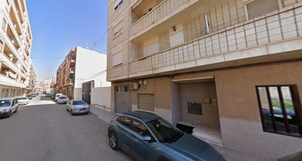 Venta de piso en Piso en Calle Gabriel Pérez, Albatera, Albatera
thumbnail 1