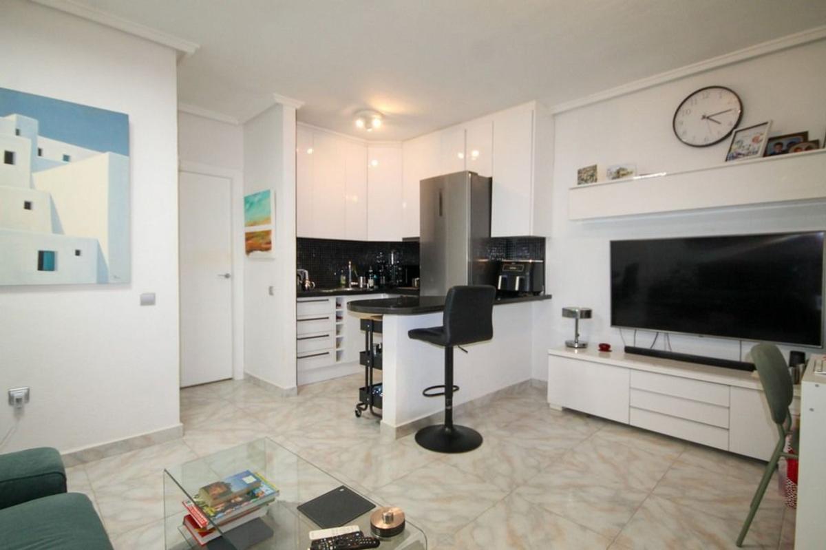 Sale of townhouse in Chalet adosado en Calle Belice, 1, Las Filipinas, Orihuela , Orihuela photo 4