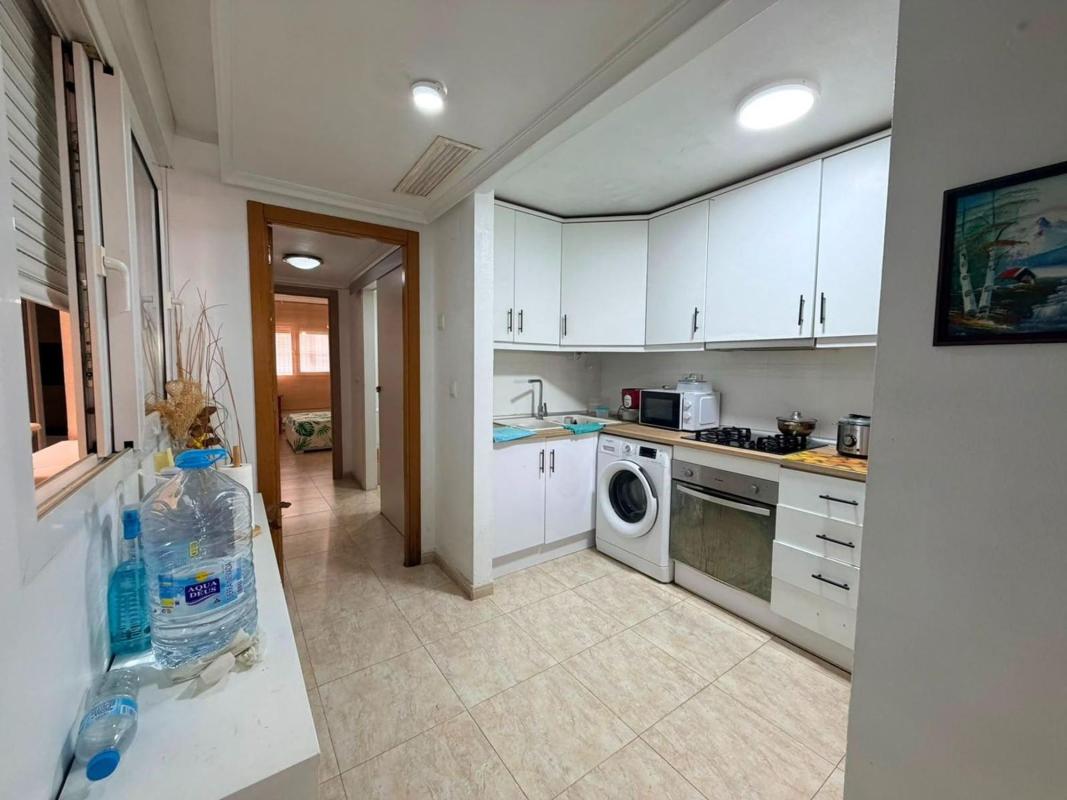 Venta de piso en Piso en Avenida Diego Ramírez Pastor, Centro - Muelle Pesquero, Torrevieja, Torrevieja
photo 5