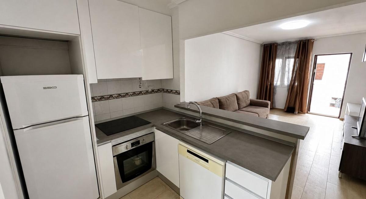 Sprzedaż szeregowego domku w  Chalet adosado en Calle Panama s/n, Las Filipinas, Orihuela , Orihuela photo 4