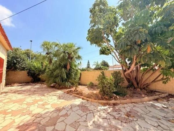 Chalet wolnostojący na sprzedaż w Casa o chalet independiente en L'Albir, Alfaz del Pi, Alfaz del Pi thumbnail 2
