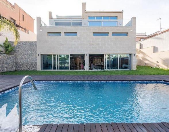 Chalet wolnostojący na sprzedaż w Casa o chalet en Los Balcones - Los Altos del Edén, Torrevieja, Torrevieja thumbnail 3