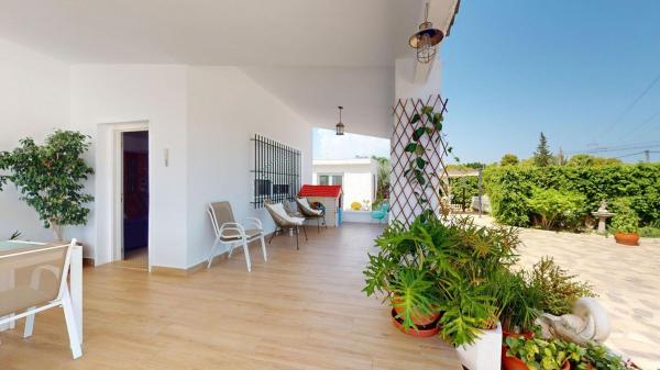 Chalet independiente en venta en Casa o chalet independiente en La Galia-Bonavista, Elche / Elx, Elche / Elx
 photo 2