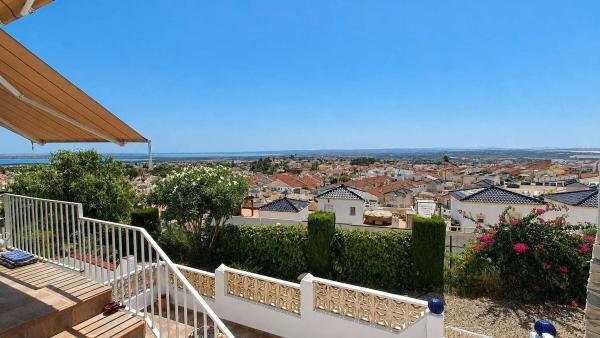Venta de piso en Ciudad Quesada, Rojales
thumbnail 2