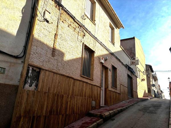 Chalet adosado en Calle Manyo, Monovar thumbnail 1