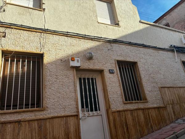 Chalet adosado en Calle Manyo, Monovar photo 4