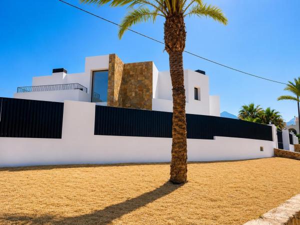 Chalet pareado en Calle Turmalina, Colonia Escandinavia-Cautivador, Alfaz del Pi thumbnail 2