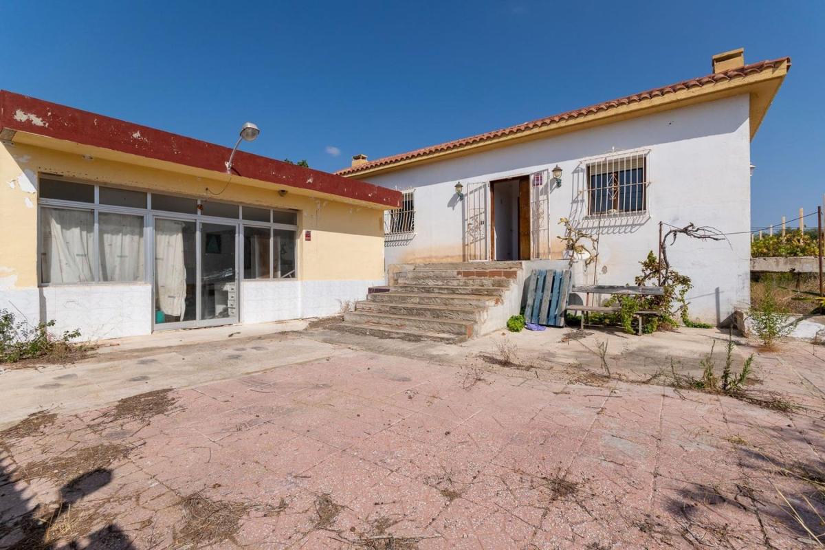 Недвижимость на продажу и в аренду в Испании photo 3