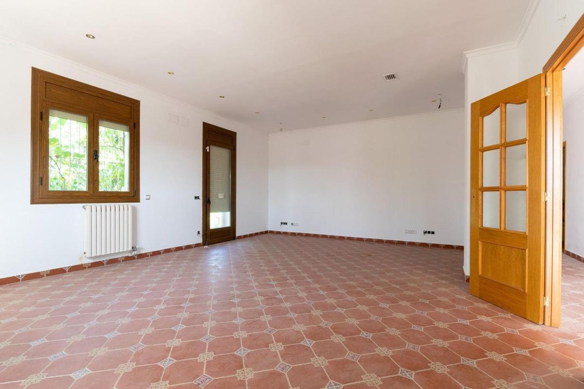 Недвижимость на продажу и в аренду в Испании photo 5