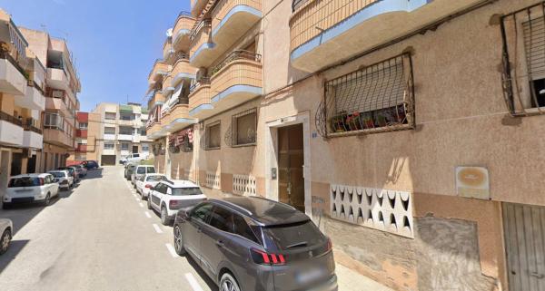 Venta de piso en Piso en Calle de la Família Bordall, Agost, Agost
photo 1