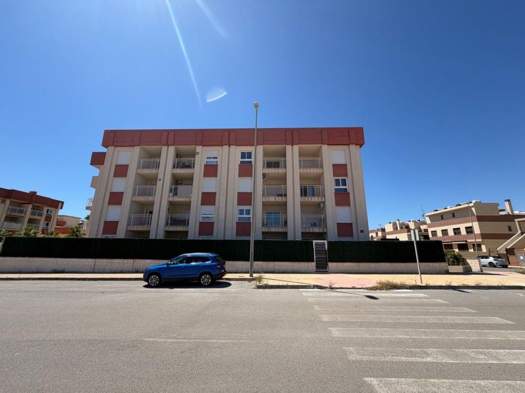 Продажа квартиры на Piso en Lomas de Cabo Roig, Orihuela, Ориуэла
photo 1