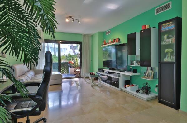 Venta de piso en Piso en Calle Incosol, 110, Rio Real, Marbella, Marbella
 photo 4